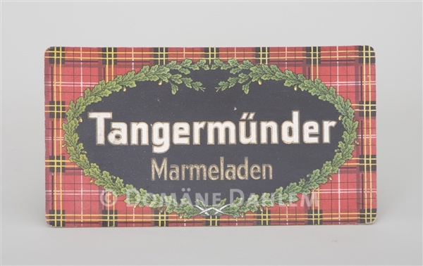 Reklameschild &quot;Tangermünder Marmeladen&quot; (Stiftung Domäne Dahlem - Landgut und Museum CC BY-NC-SA)
