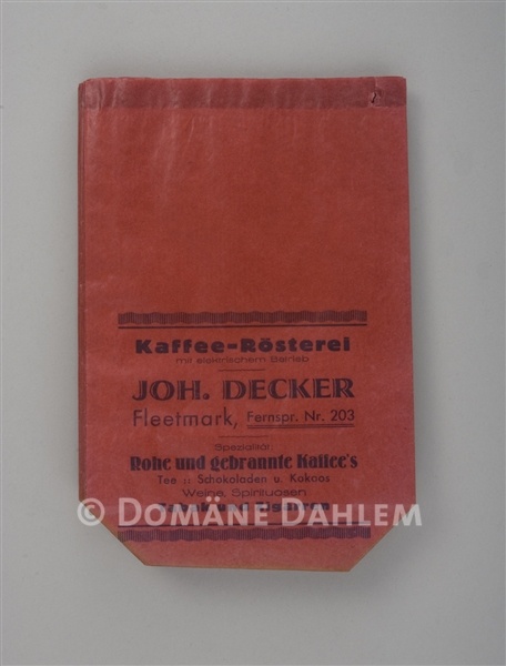 Dreizehn Tüten &quot;Kaffee-Rösterei - Joh. Decker&quot; (Stiftung Domäne Dahlem - Landgut und Museum CC BY-NC-SA)