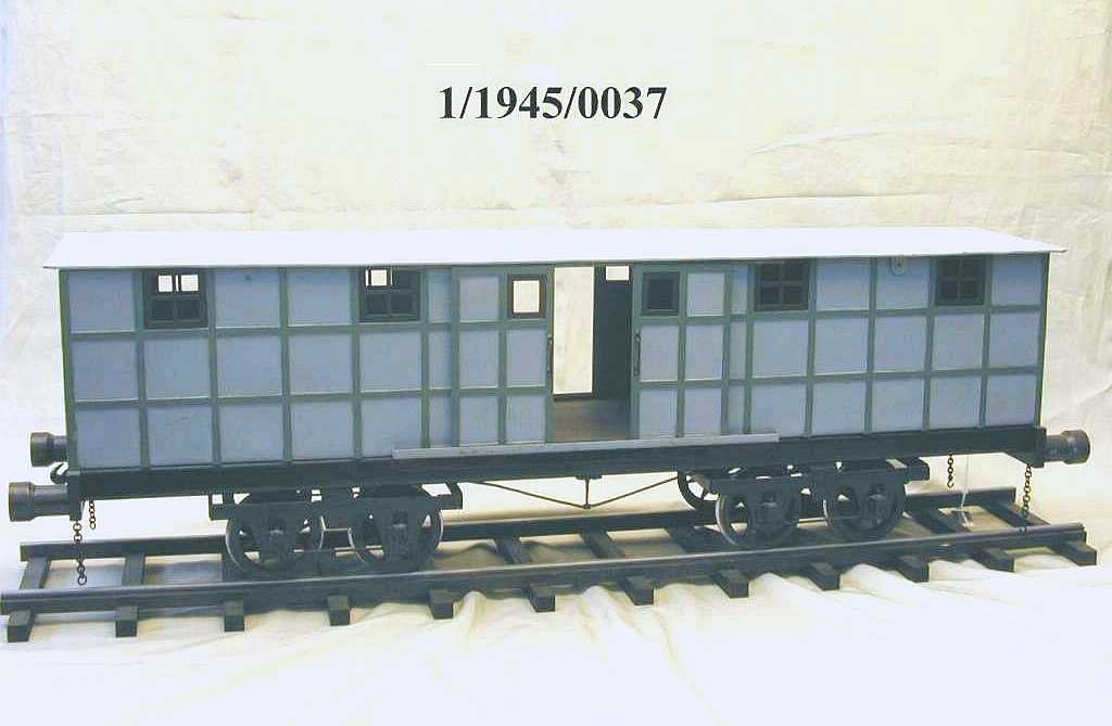 Güterwagen des "SAXONIA"-Zugs, Modell 1:10 (Stiftung Deutsches Technikmuseum Berlin CC0)