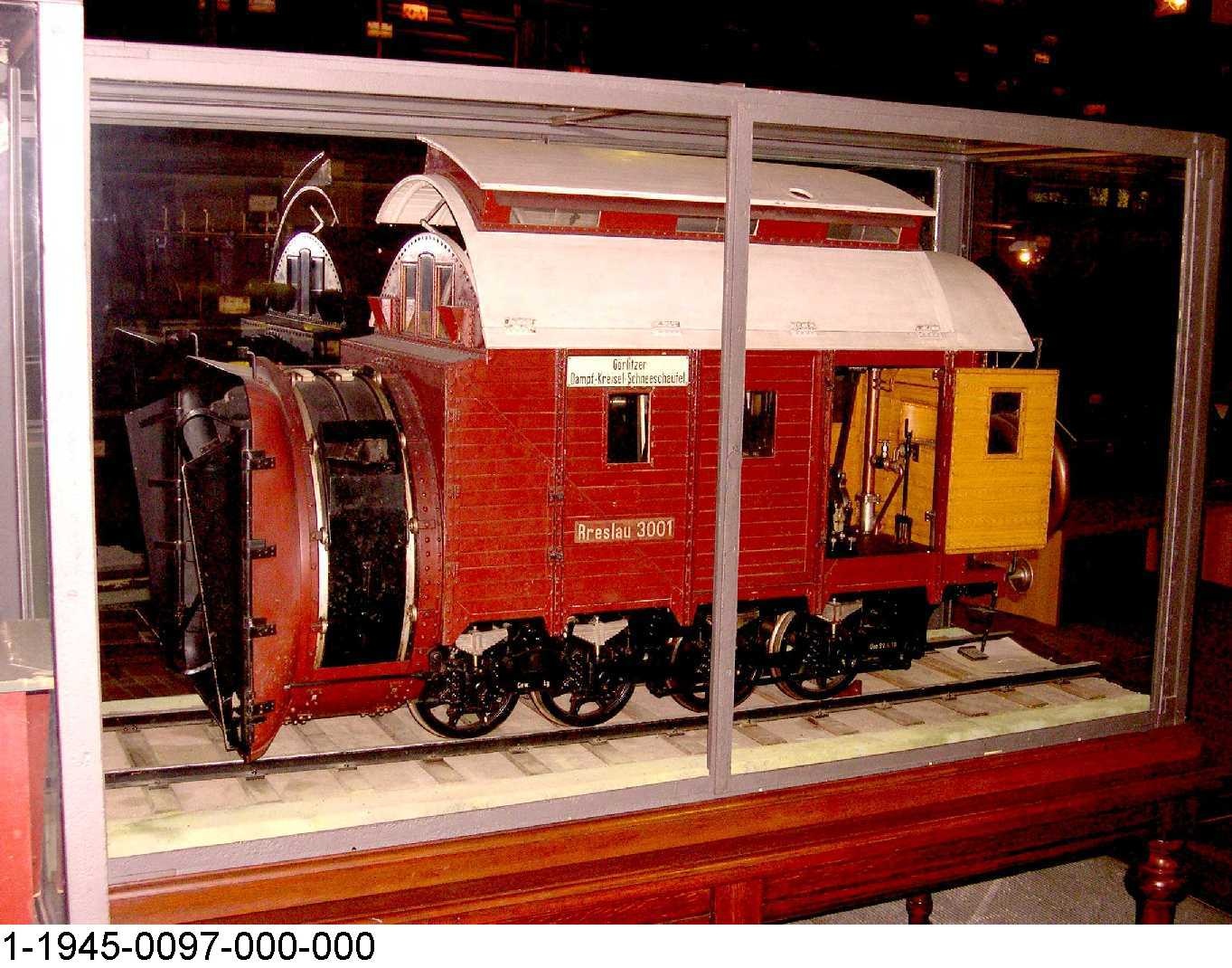 Dampfschneeschleuder "Breslau 3001", Modell 1:5 (Stiftung Deutsches Technikmuseum Berlin CC0)