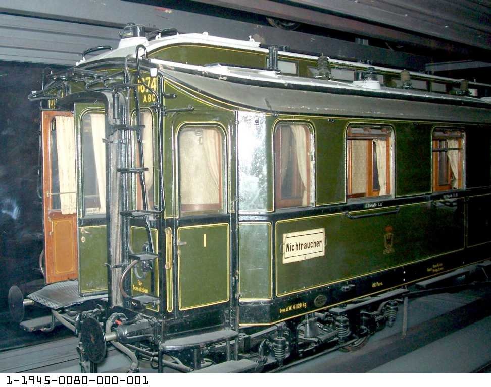 D-Zugwagen 1. bis 3. Klasse "Danzig 0674", nach Musterblatt M Ia5, vierachsig, Modell 1: 5 (Stiftung Deutsches Technikmuseum Berlin CC0)