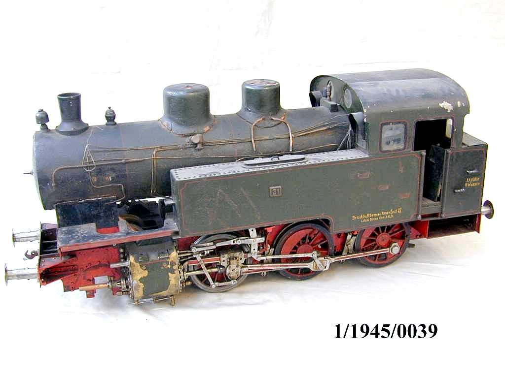 Tenderlok 31der Mecklenburgischen Friedrich-Wilhelm-Eisenbahn (MFWE), Modell 1:10 (Stiftung Deutsches Technikmuseum Berlin CC0)