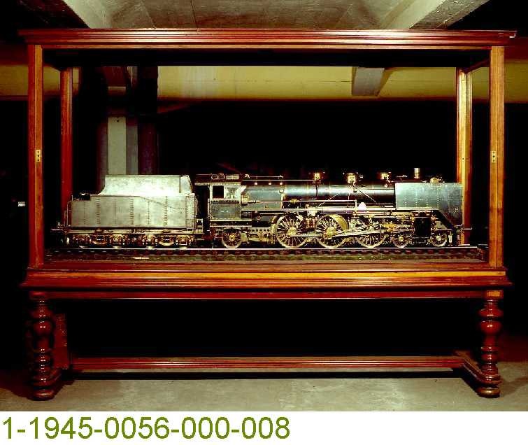 Schnellzugdampflok 03 214 der Deutschen Reichsbahn, Modell 1:10 (Stiftung Deutsches Technikmuseum Berlin CC0)
