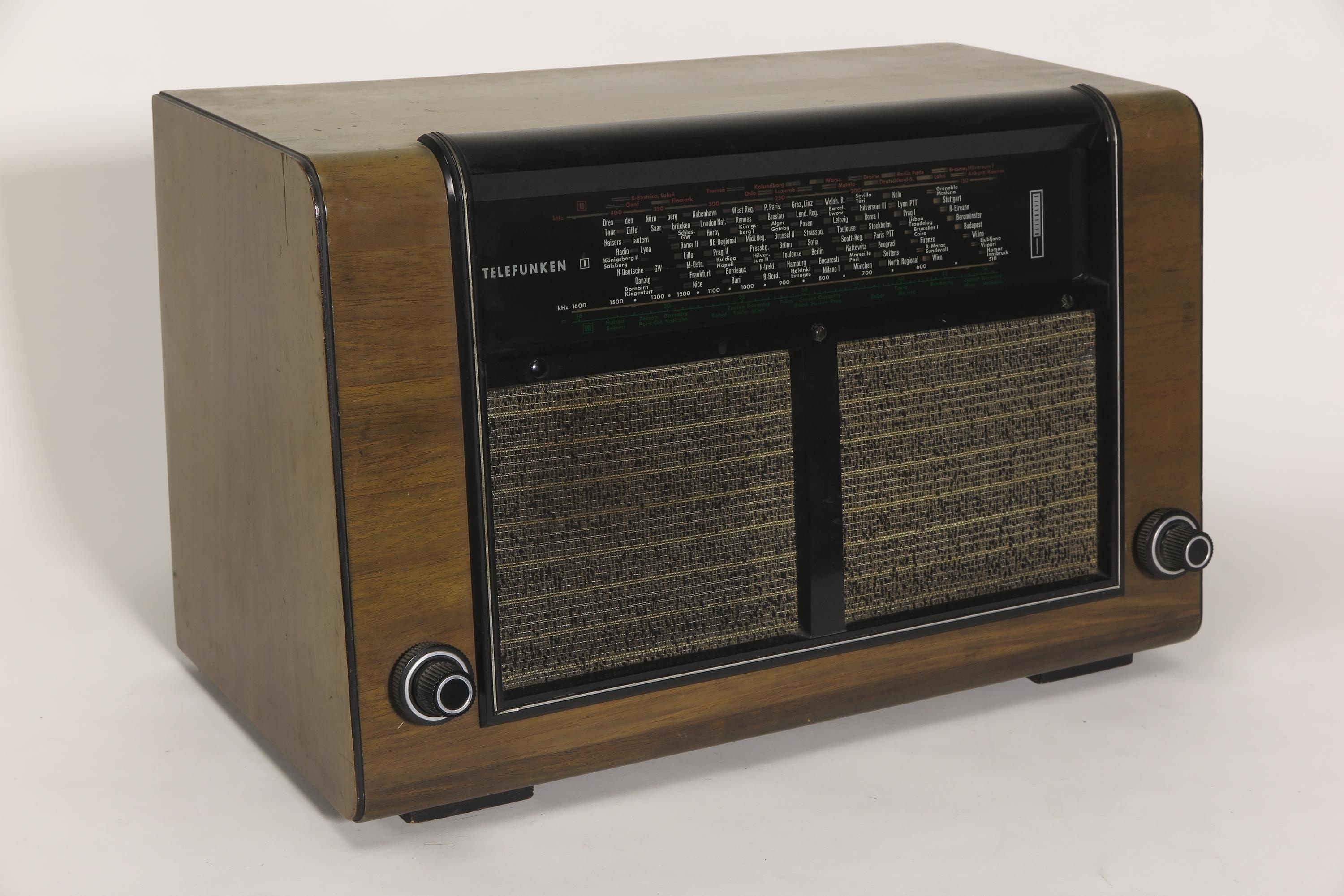 Radio Telefunken-Super "Zeesen" T875 GWK (Deutsches Technikmuseum CC BY)