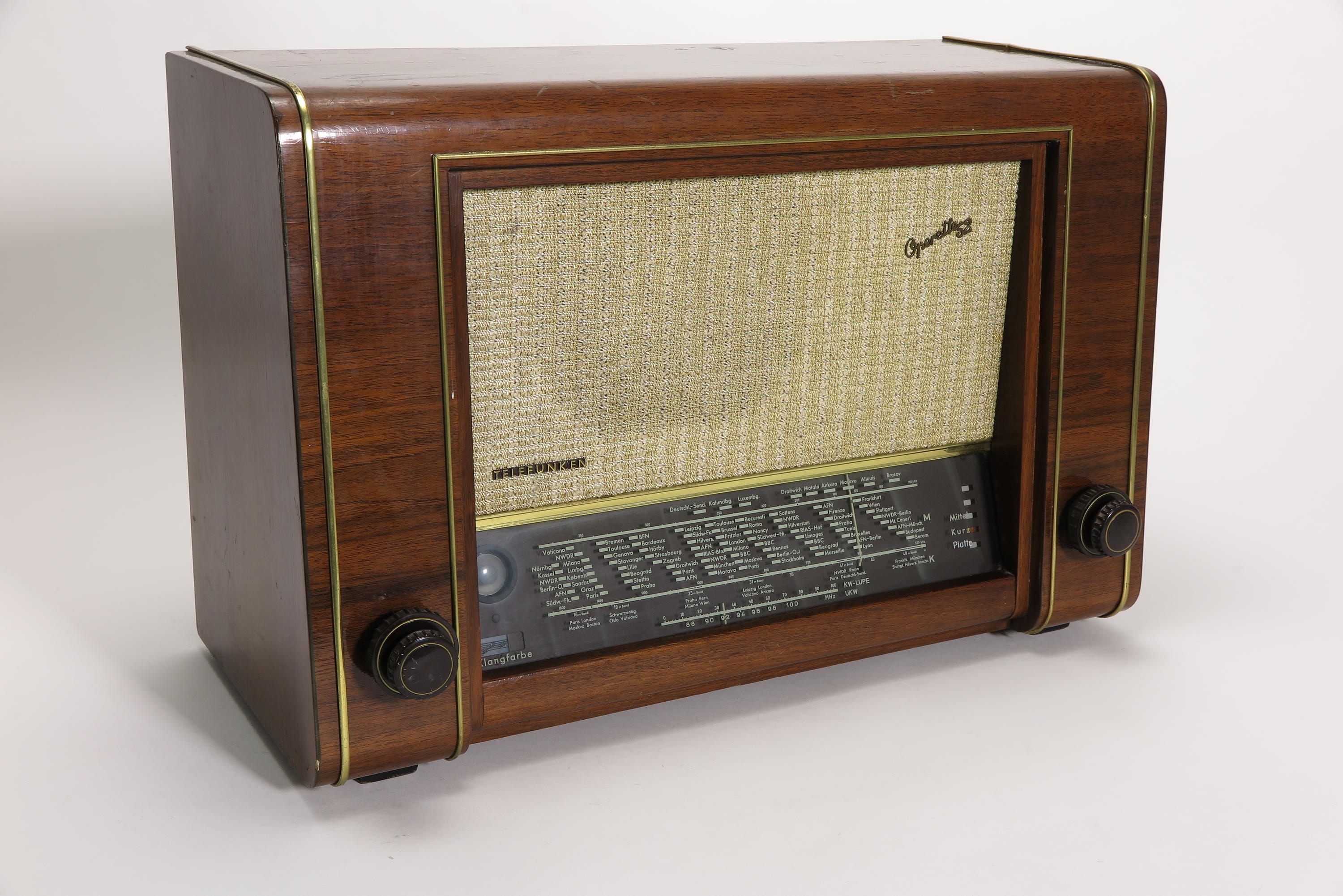 Radio Telefunken Operette 52 (Deutsches Technikmuseum CC BY)