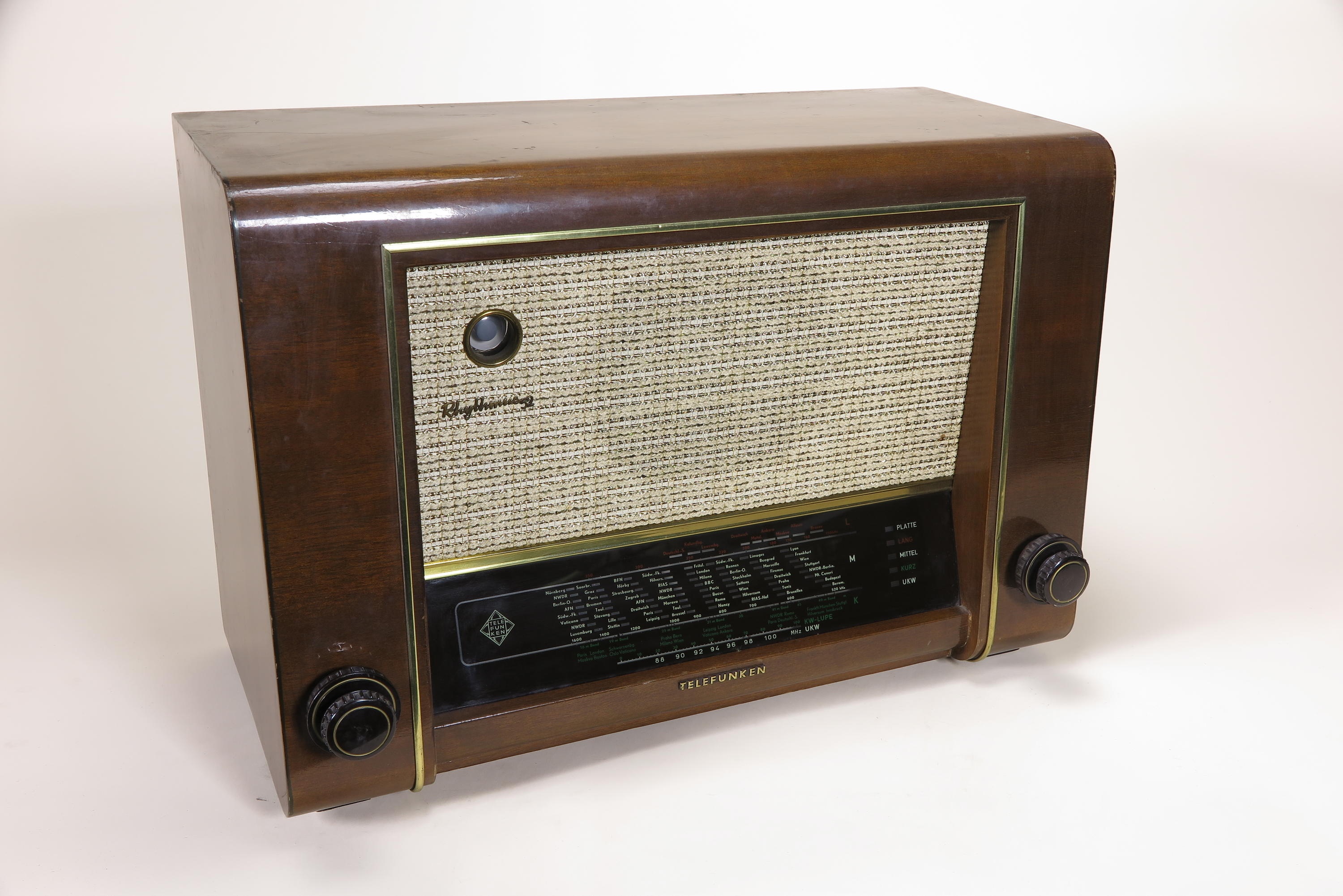 Radio Telefunken Wechselstrom-Super Rhythmus 52R (Deutsches Technikmuseum CC BY)