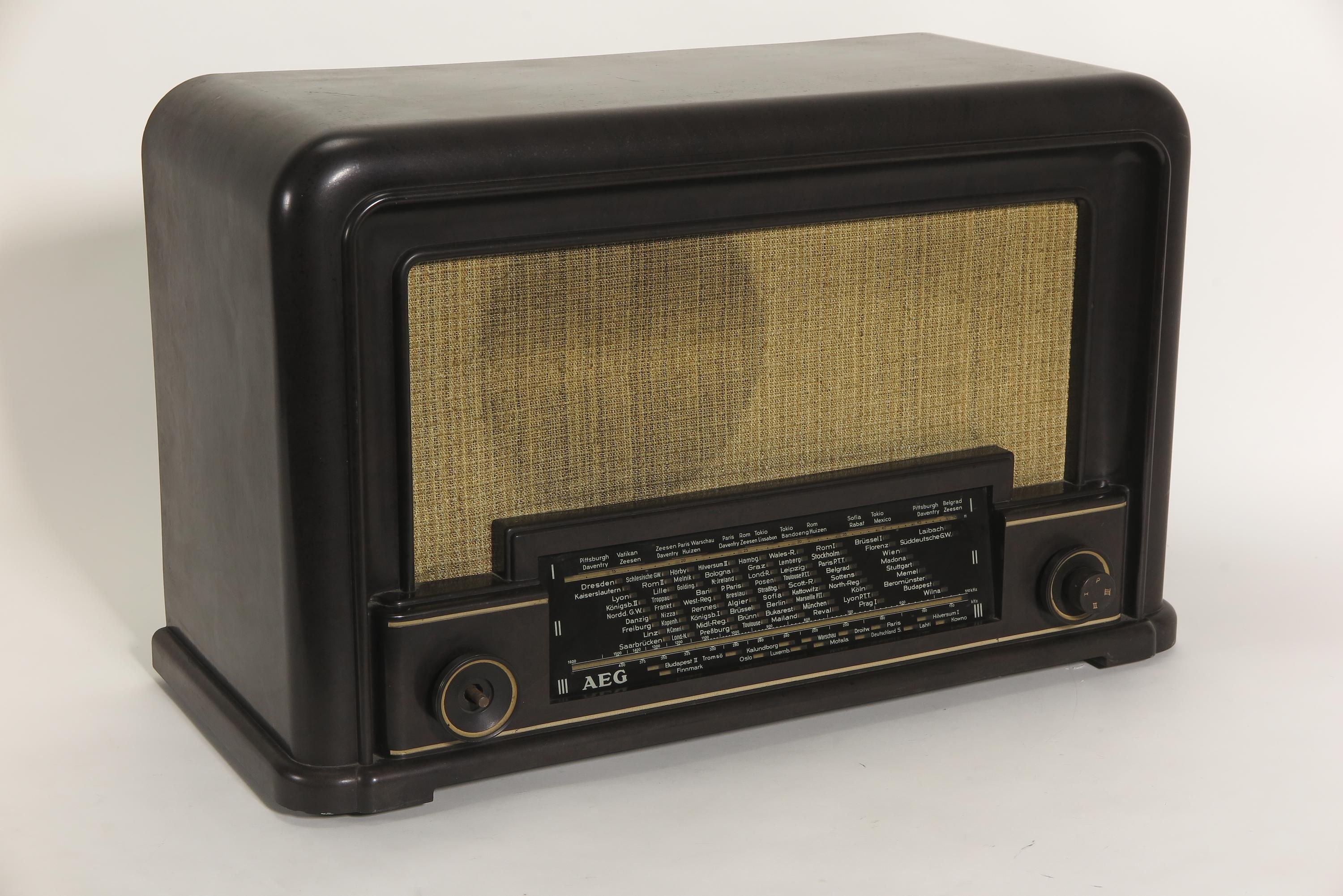 Radio AEG Super 69 GWK (Deutsches Technikmuseum CC BY)