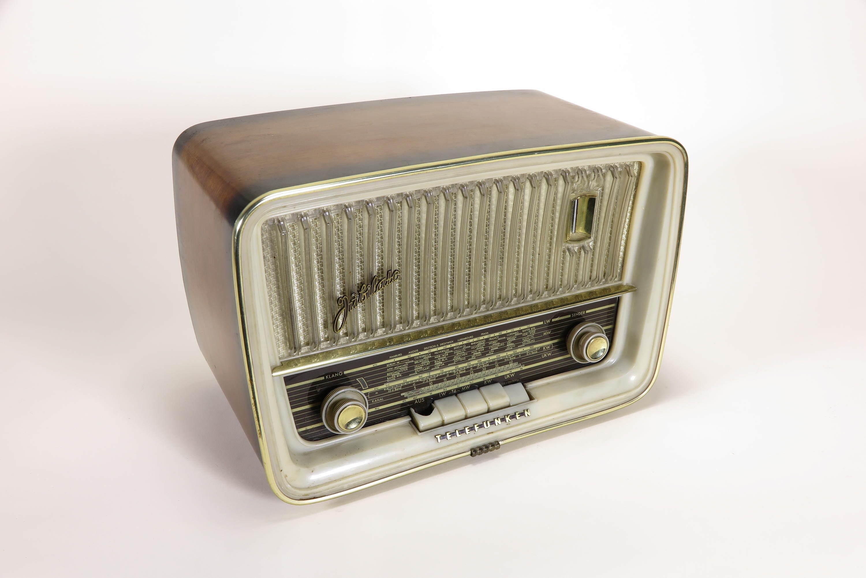Radio Telefunken Jubilate 1161 (Deutsches Technikmuseum CC BY)