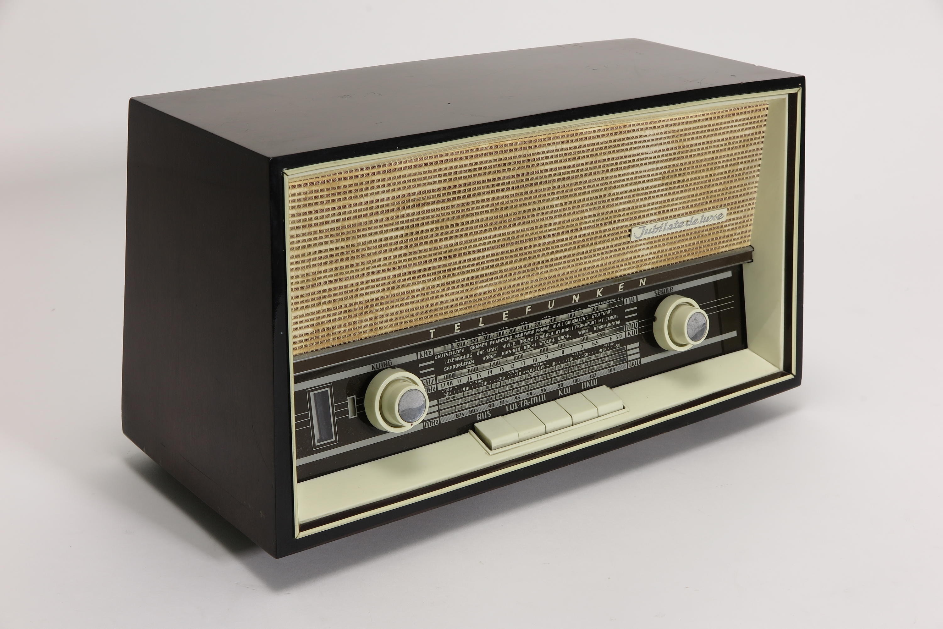 Radio Telefunken Jubilate de Luxe 1461 (Deutsches Technikmuseum CC BY)