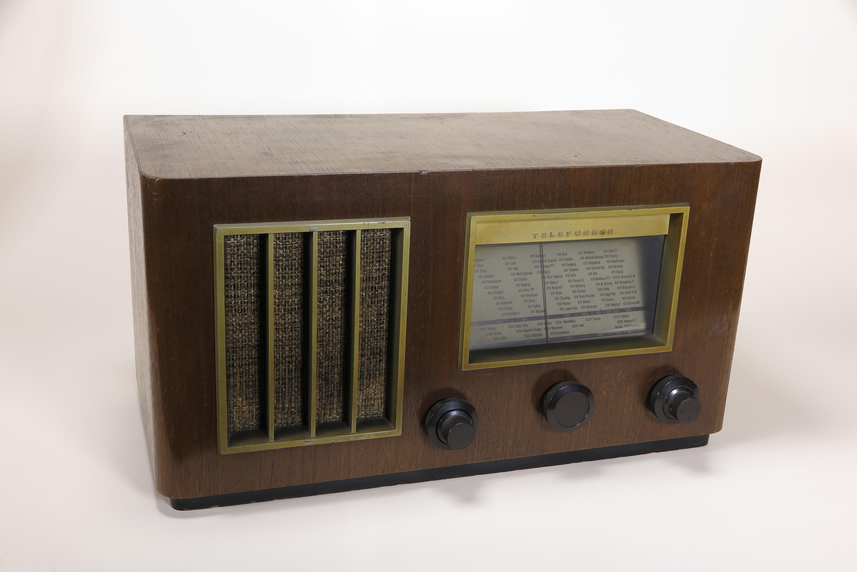Radio Telefunken 623W (Deutsches Technikmuseum CC BY)