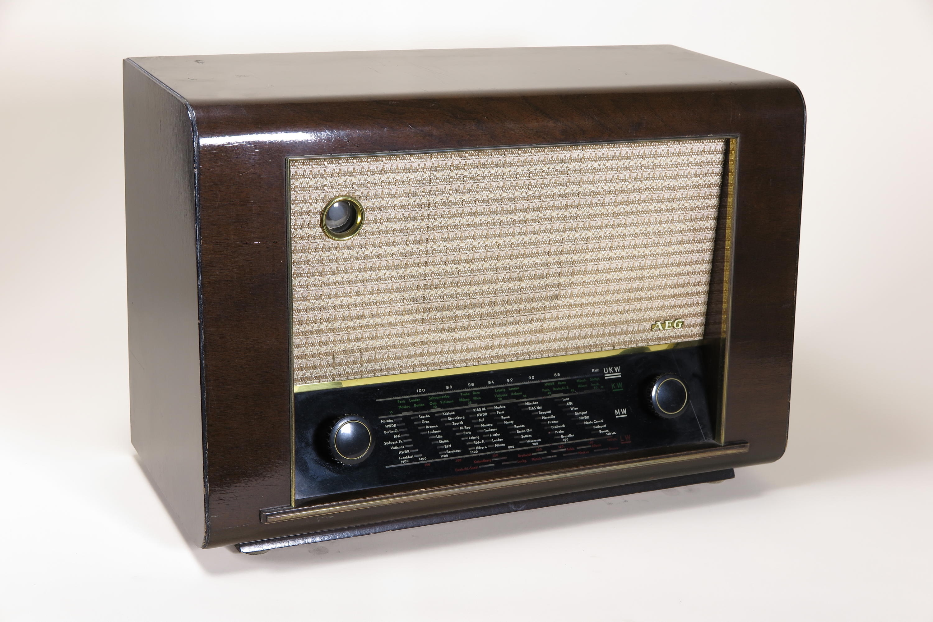 Radio AEG Super 5-40WU (Deutsches Technikmuseum CC BY)