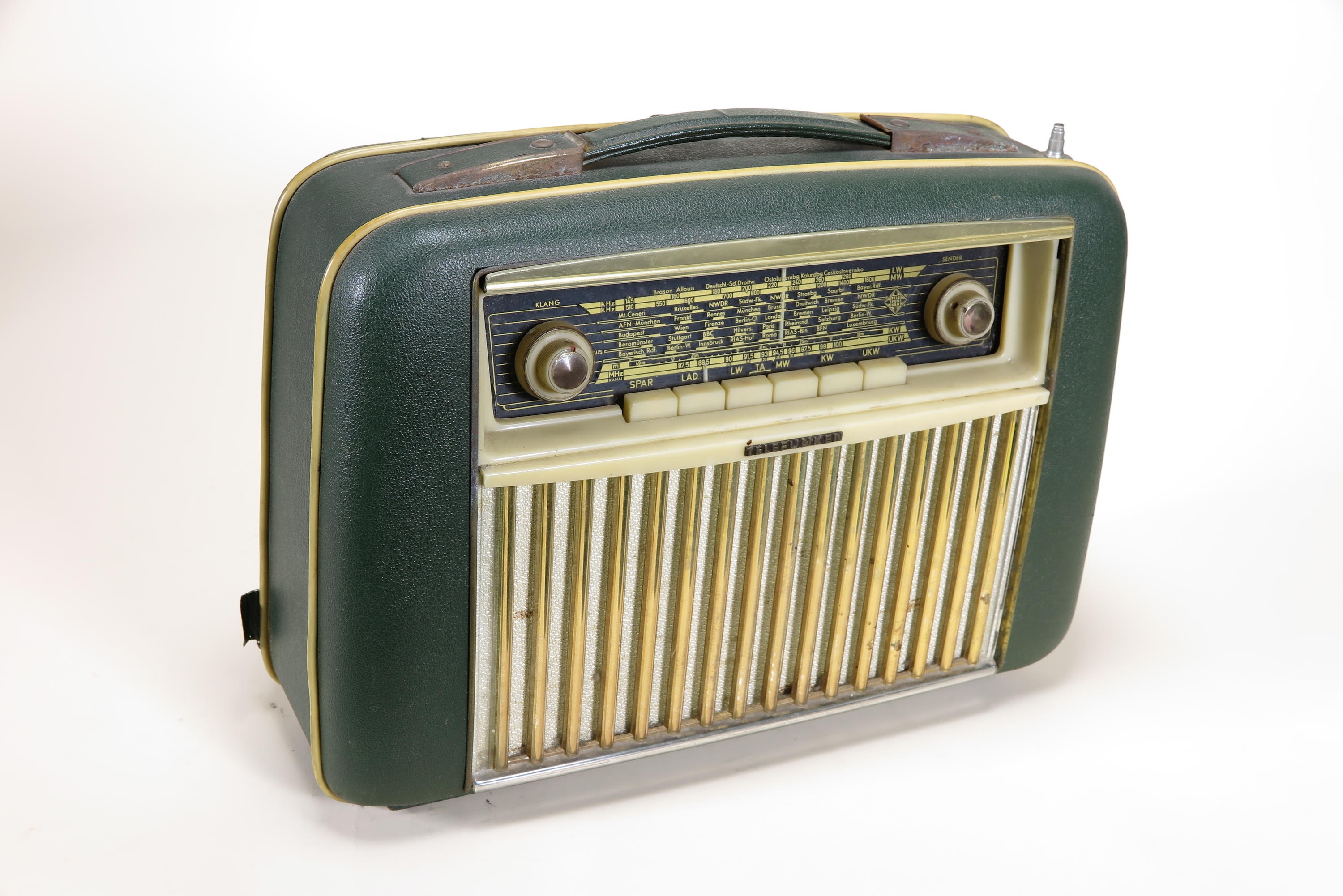 Kofferradio Telefunken Bajazzo 56 (Deutsches Technikmuseum CC BY)