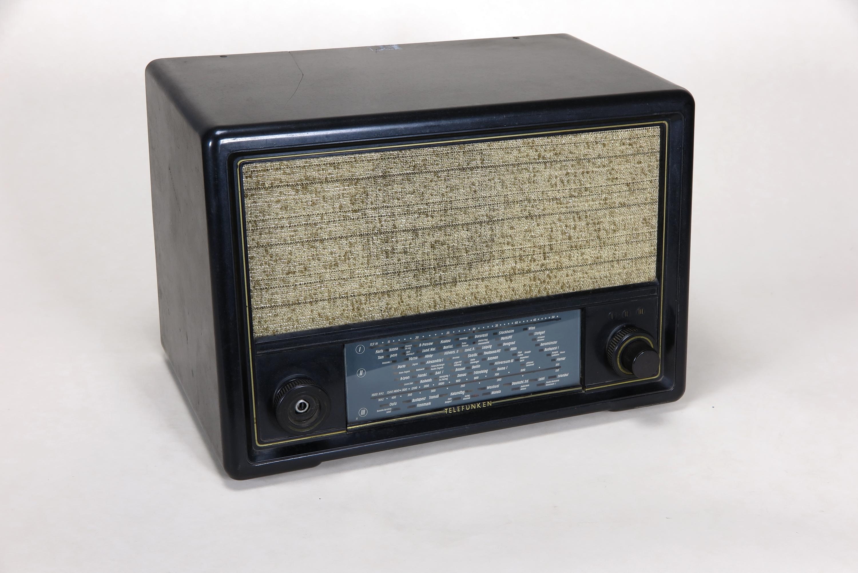 Radio Telefunken Super 154GWK (Deutsches Technikmuseum CC BY)
