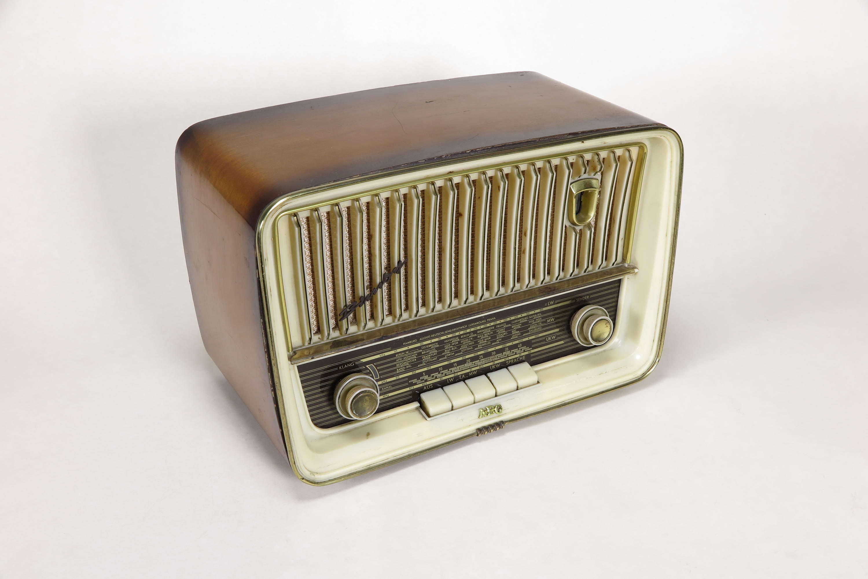 Radio AEG Bimby 58 (Deutsches Technikmuseum CC BY)