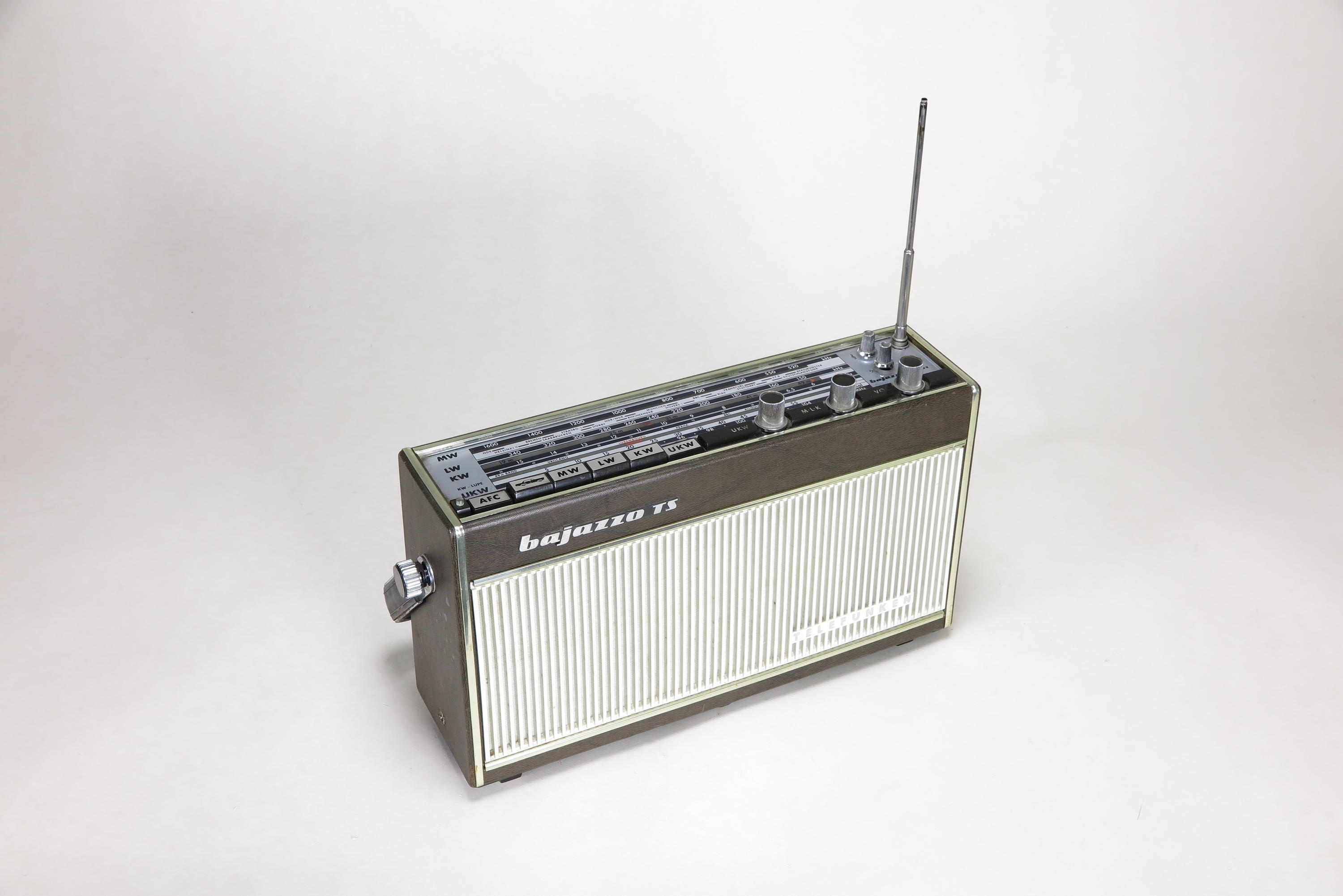 Kofferradio Telefunken Bajazzo TS101 (Deutsches Technikmuseum CC BY)
