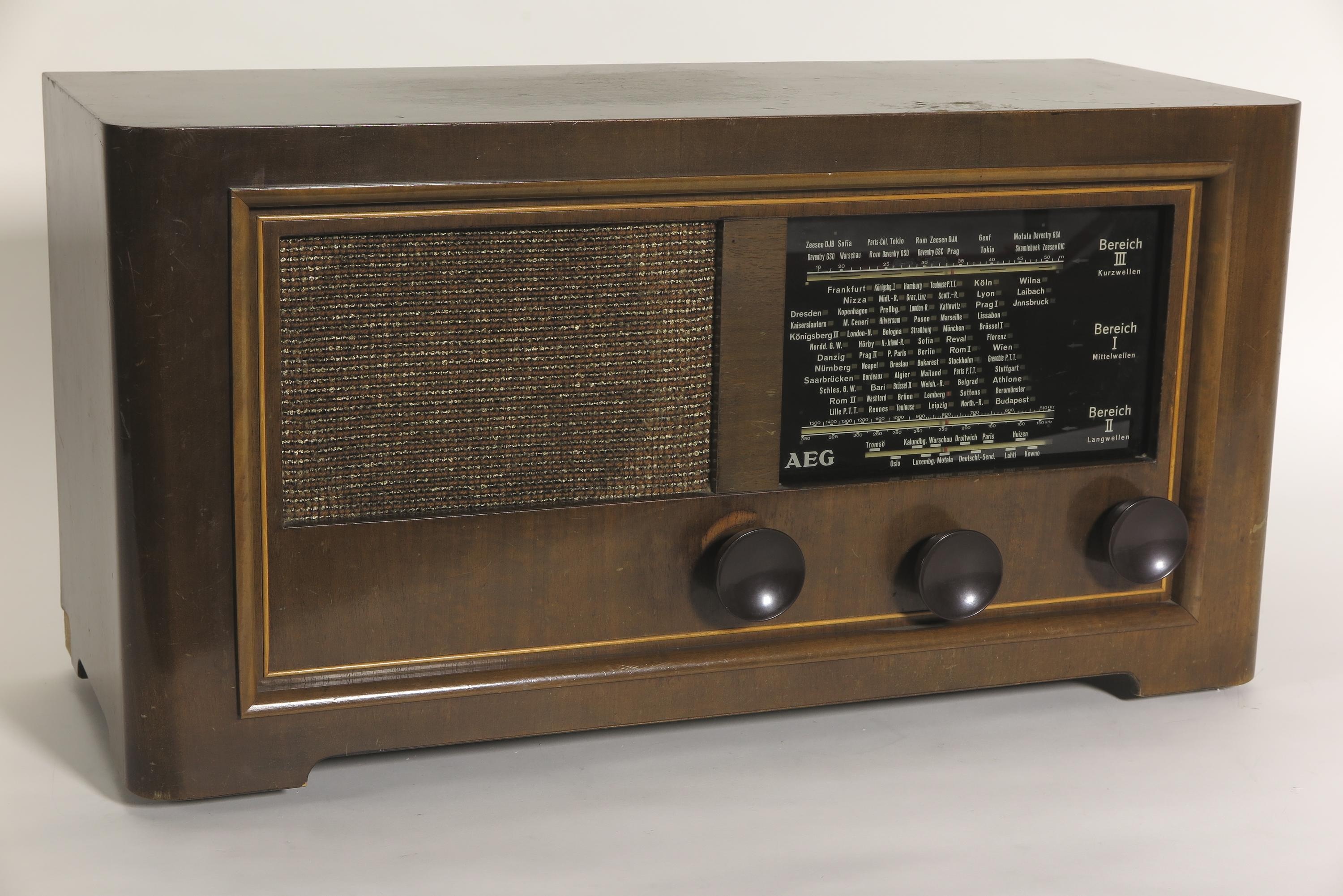 Radio AEG 68WK (Deutsches Technikmuseum CC BY)