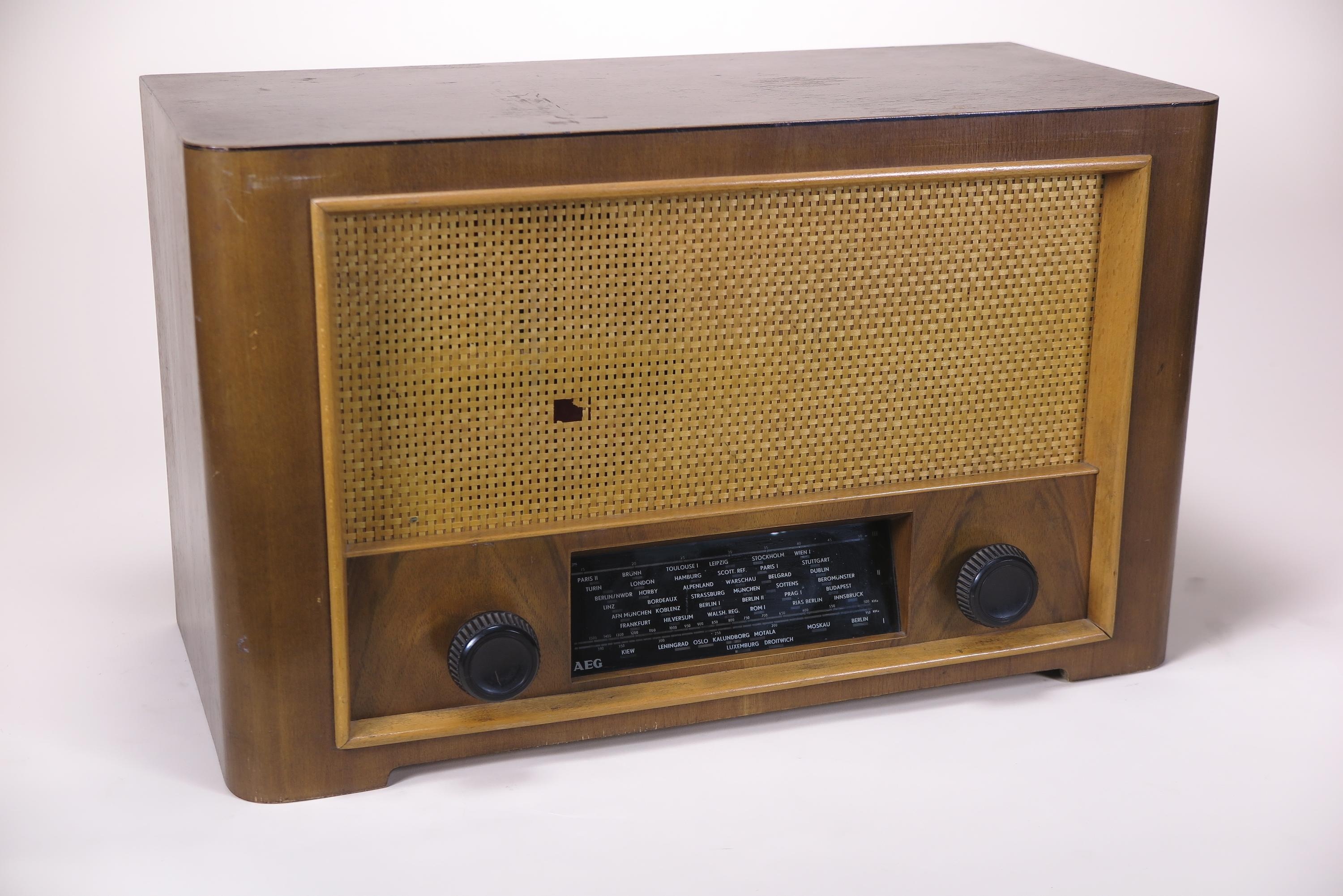 Radio AEG Super 647GWK (Deutsches Technikmuseum CC BY)