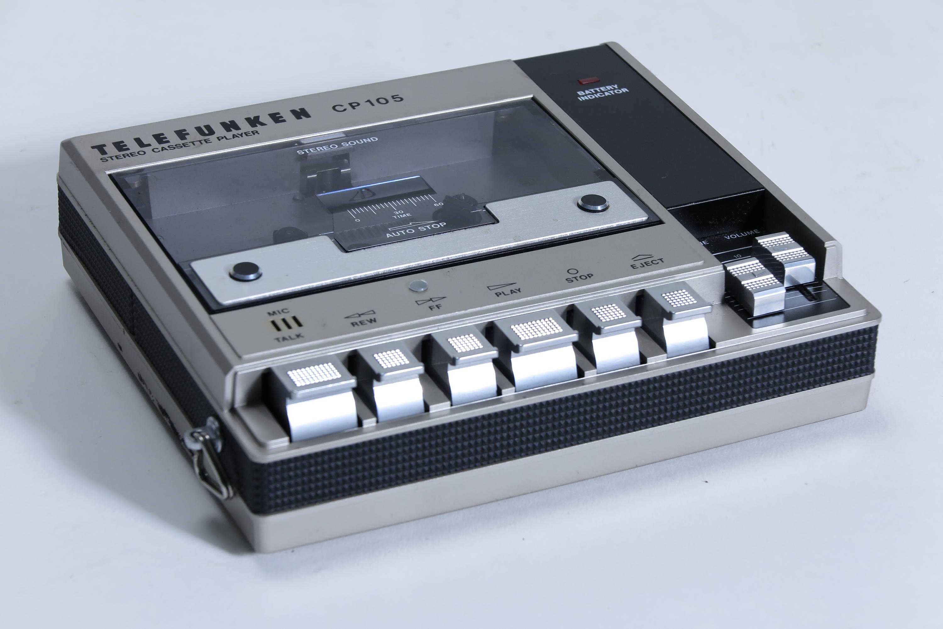 Tragbarer Kassetten-Player Telefunken Magnetophon CP105 (Deutsches Technikmuseum CC BY)