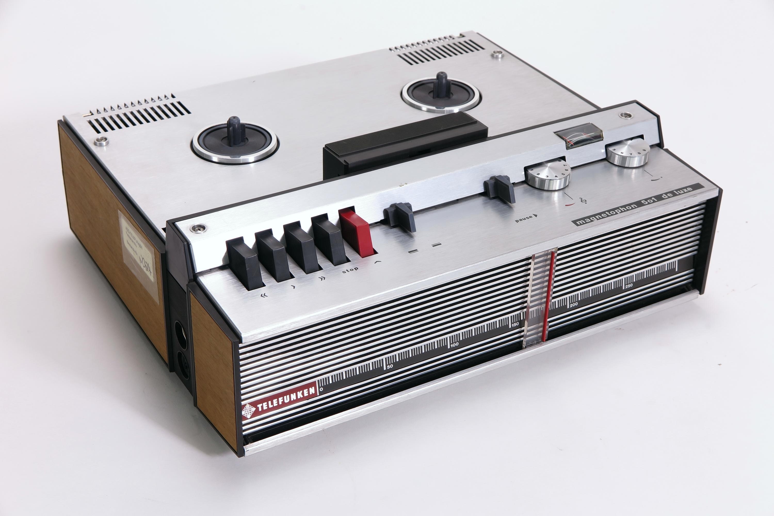 Tonbandgerät Telefunken Magnetophon 501 de luxe (Deutsches Technikmuseum CC BY)