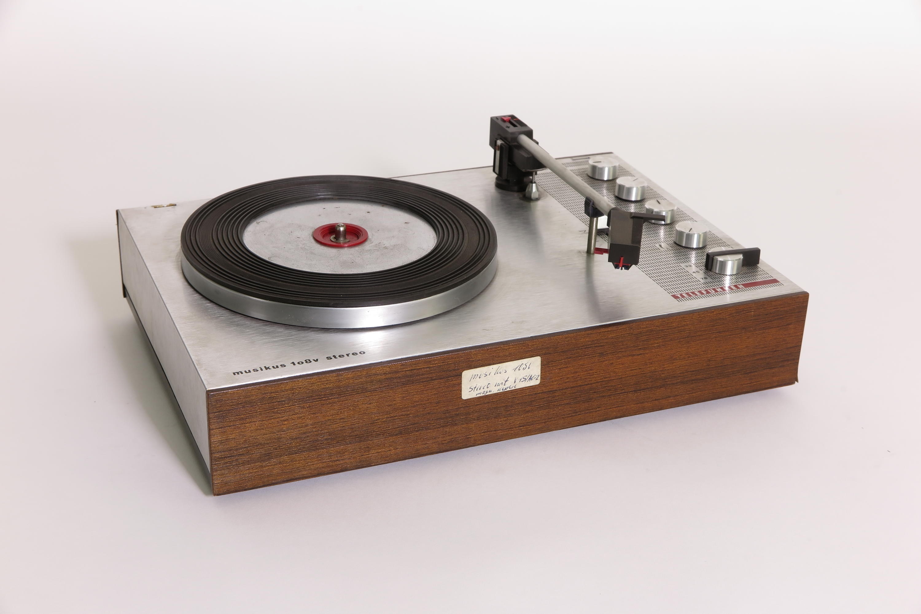 Plattenspieler Telefunken Musikus Stereo 108V (Deutsches Technikmuseum CC BY)