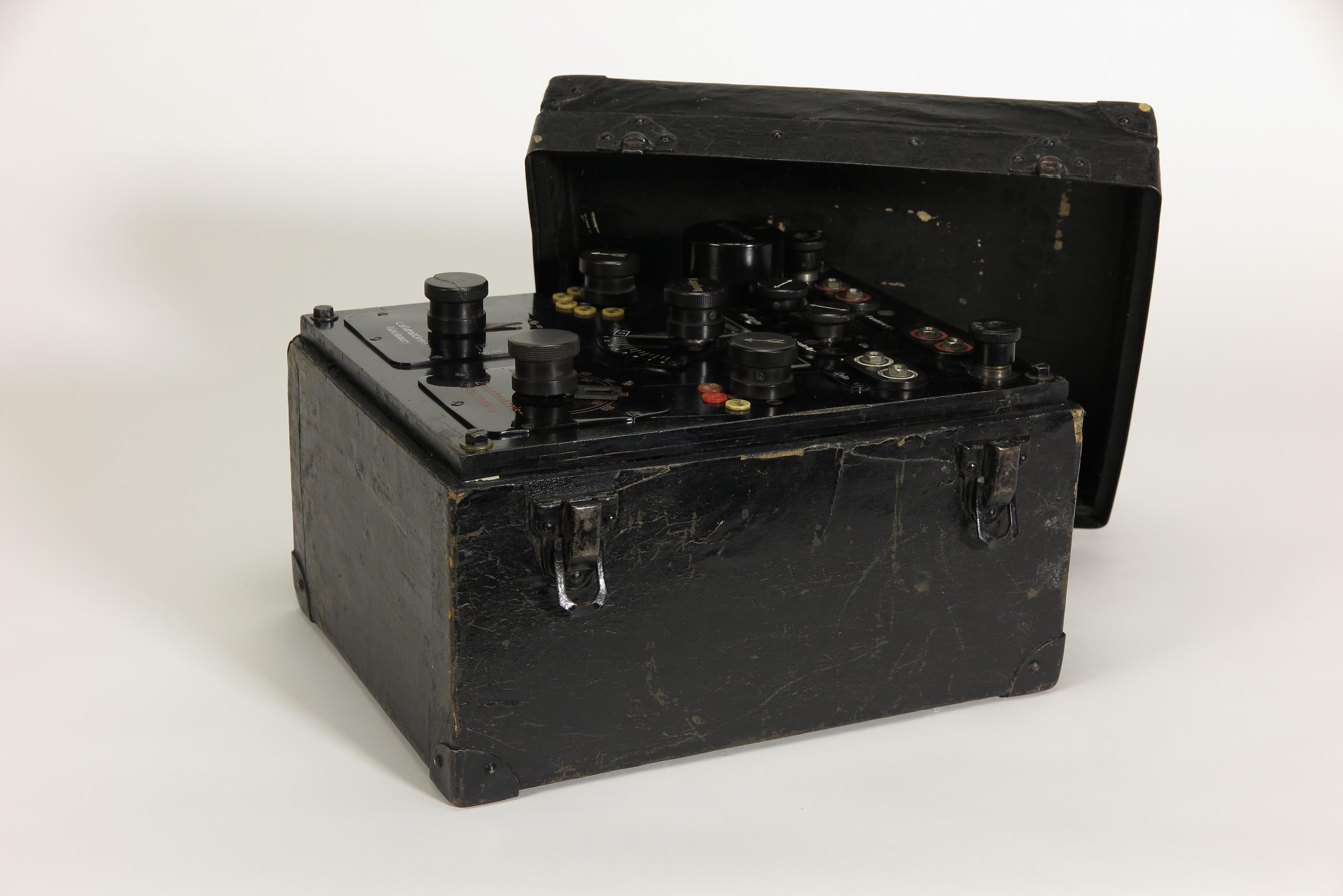 Primär-Sekundär-Empfänger Telefunken E170c (Deutsches Technikmuseum CC BY)