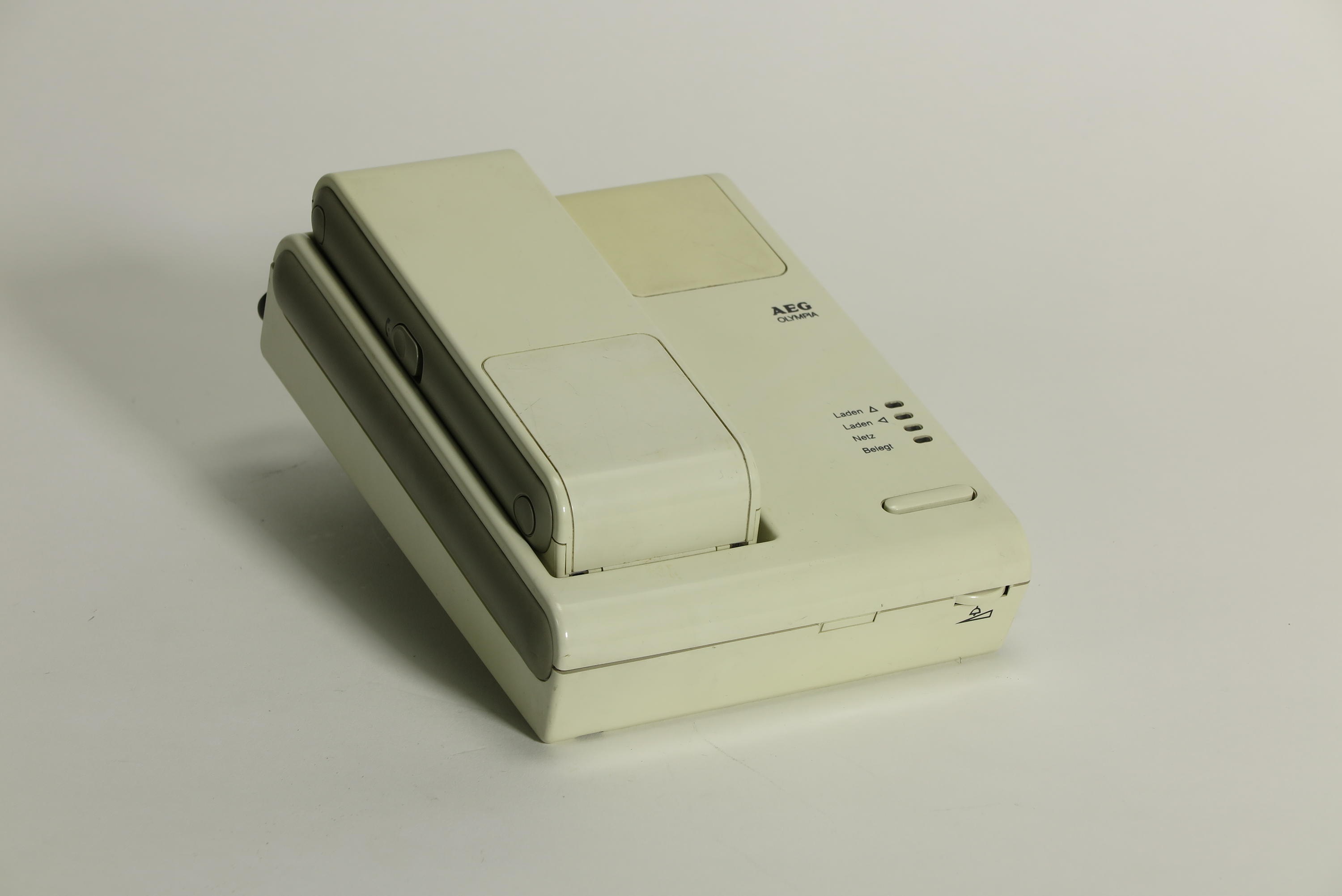 Schnurloses Telefon AEG-Olympia CLT3 (Deutsches Technikmuseum CC BY)