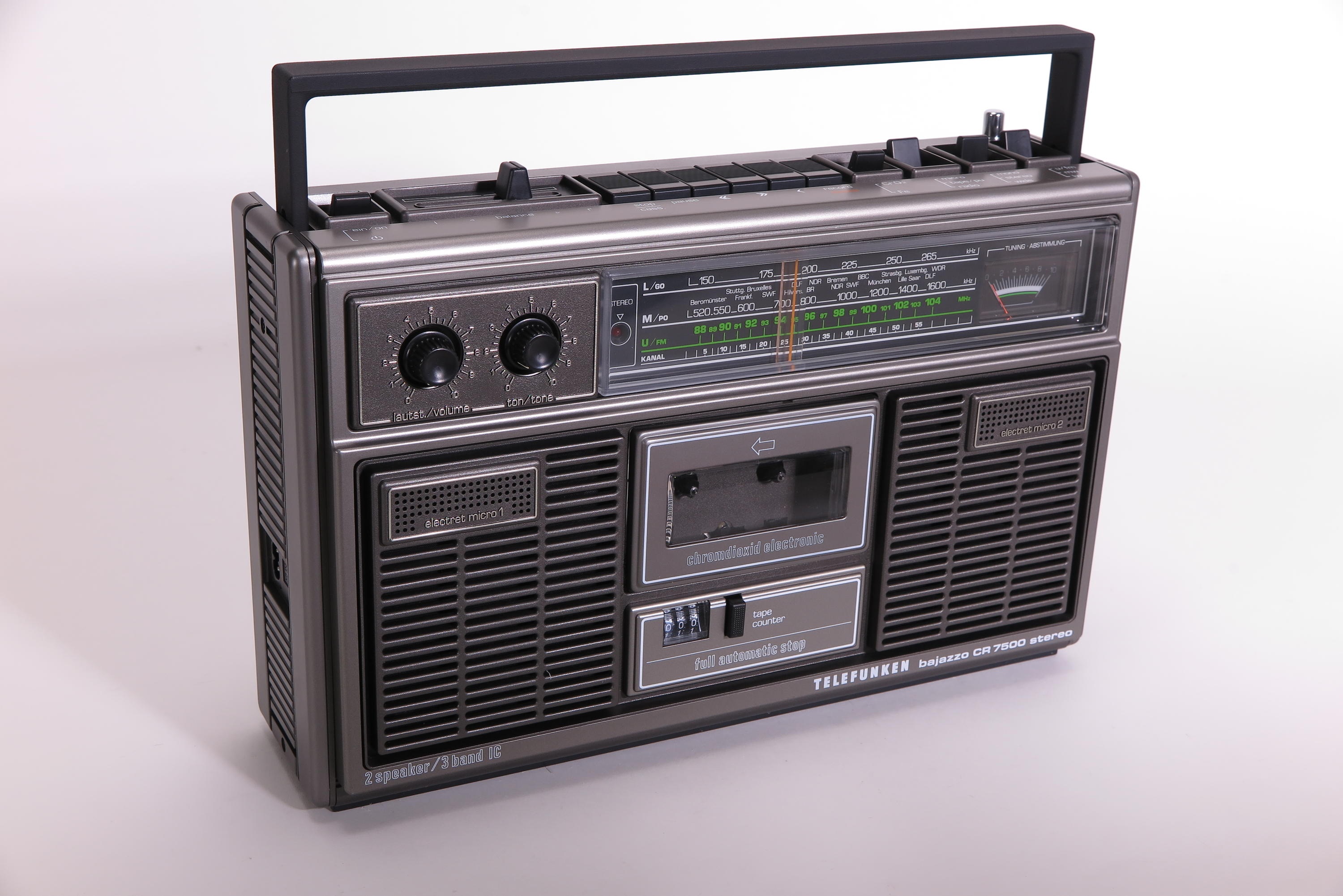 Kofferradio mit Kassettendeck Telefunken Bajazzo CR7500 Stereo (Deutsches Technikmuseum CC BY)