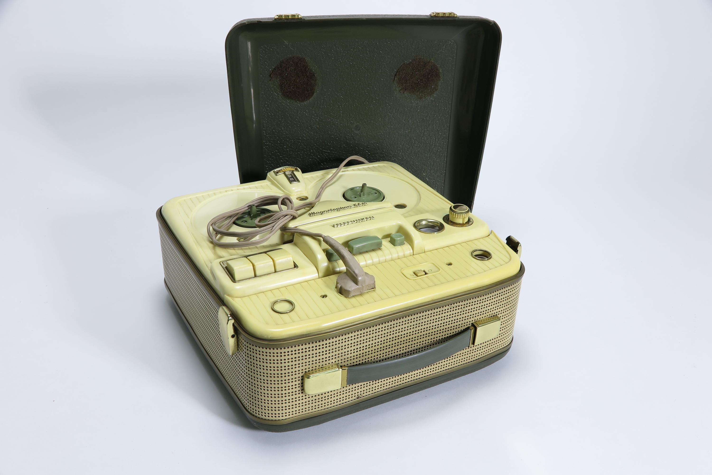 Tonbandgerät Telefunken Magnetophon KL65 (Deutsches Technikmuseum CC BY)