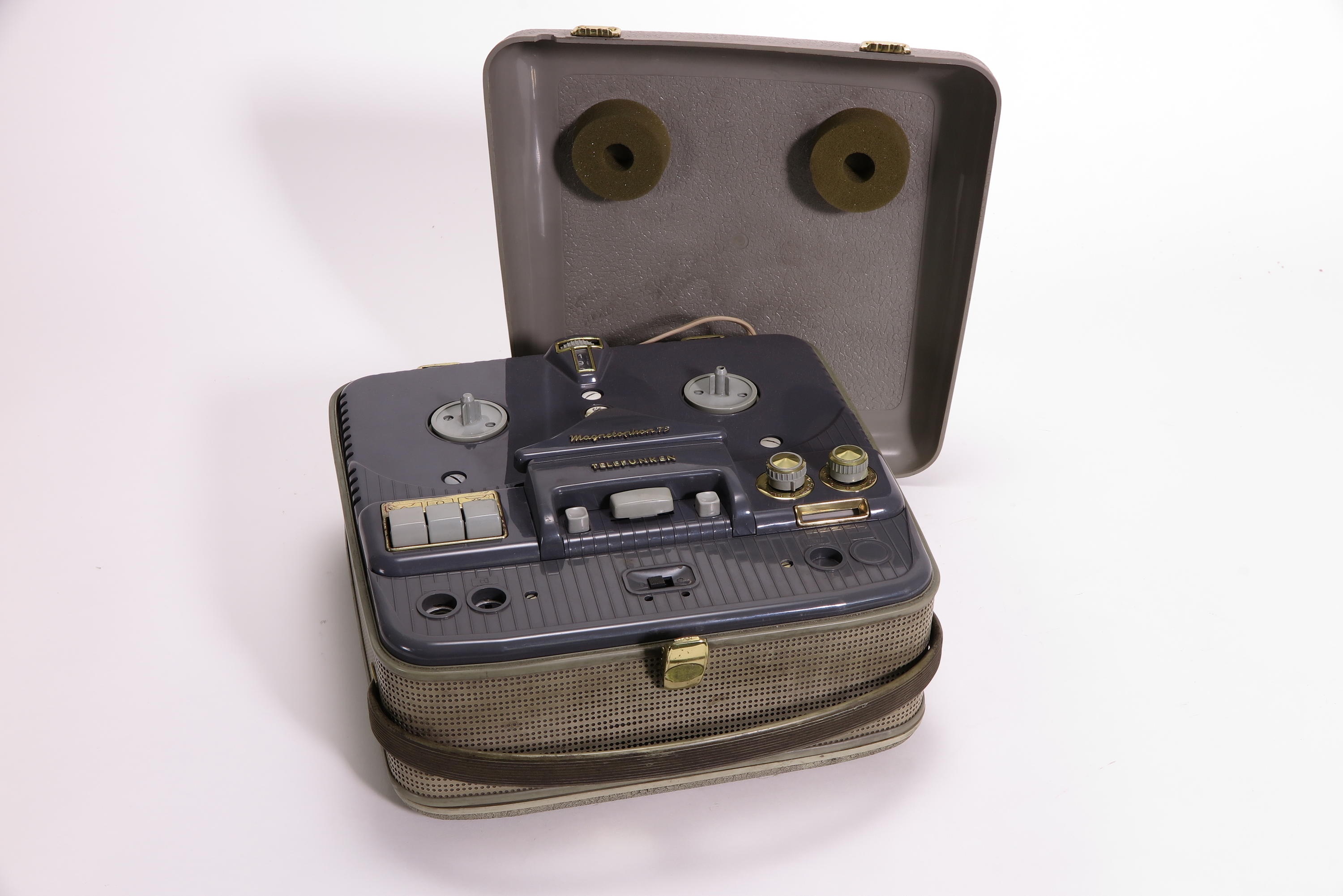 Tonbandgerät Telefunken Magnetophon 75 (Deutsches Technikmuseum CC BY)