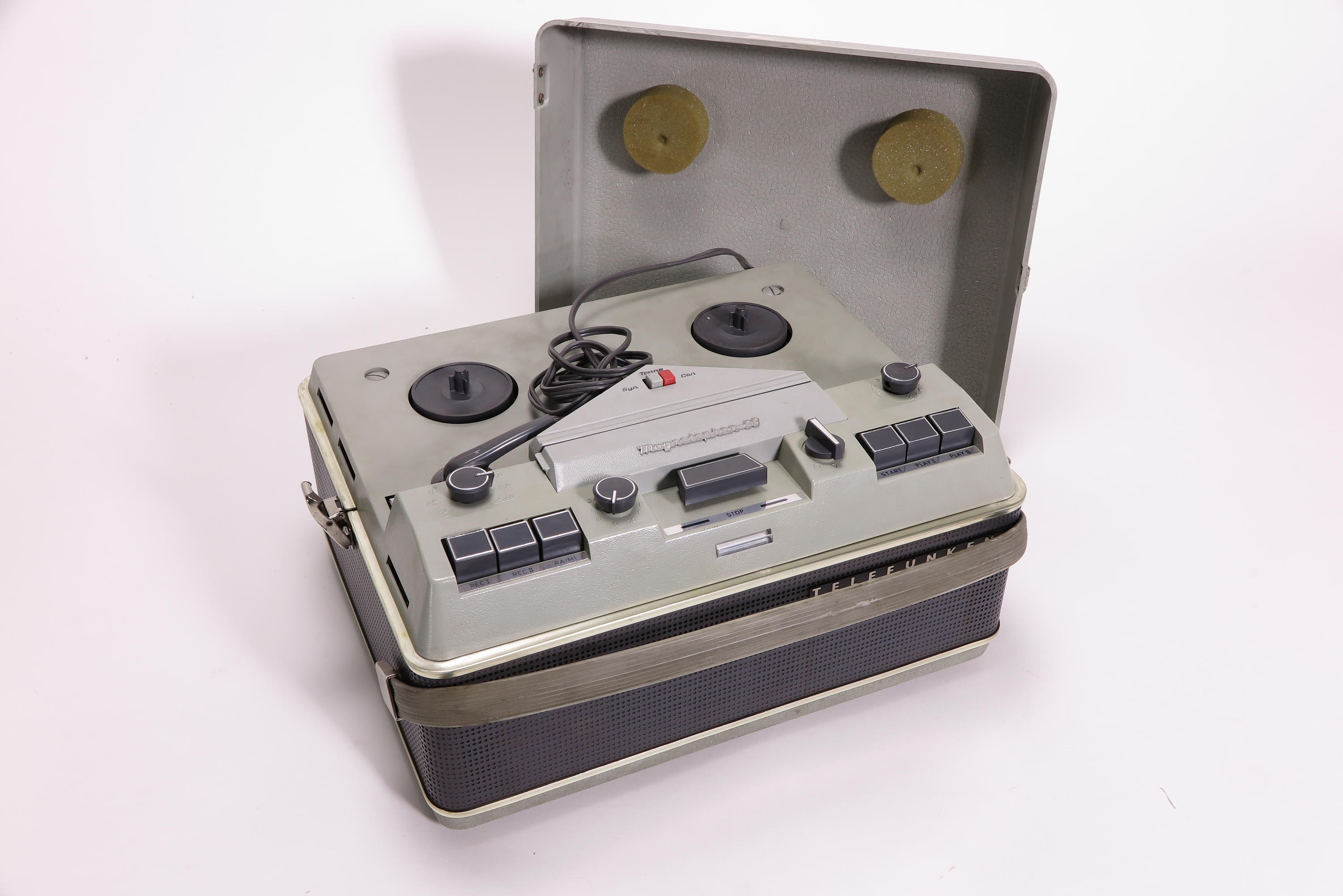 Tonbandgerät Telefunken Magnetophon 98 (Deutsches Technikmuseum CC BY)