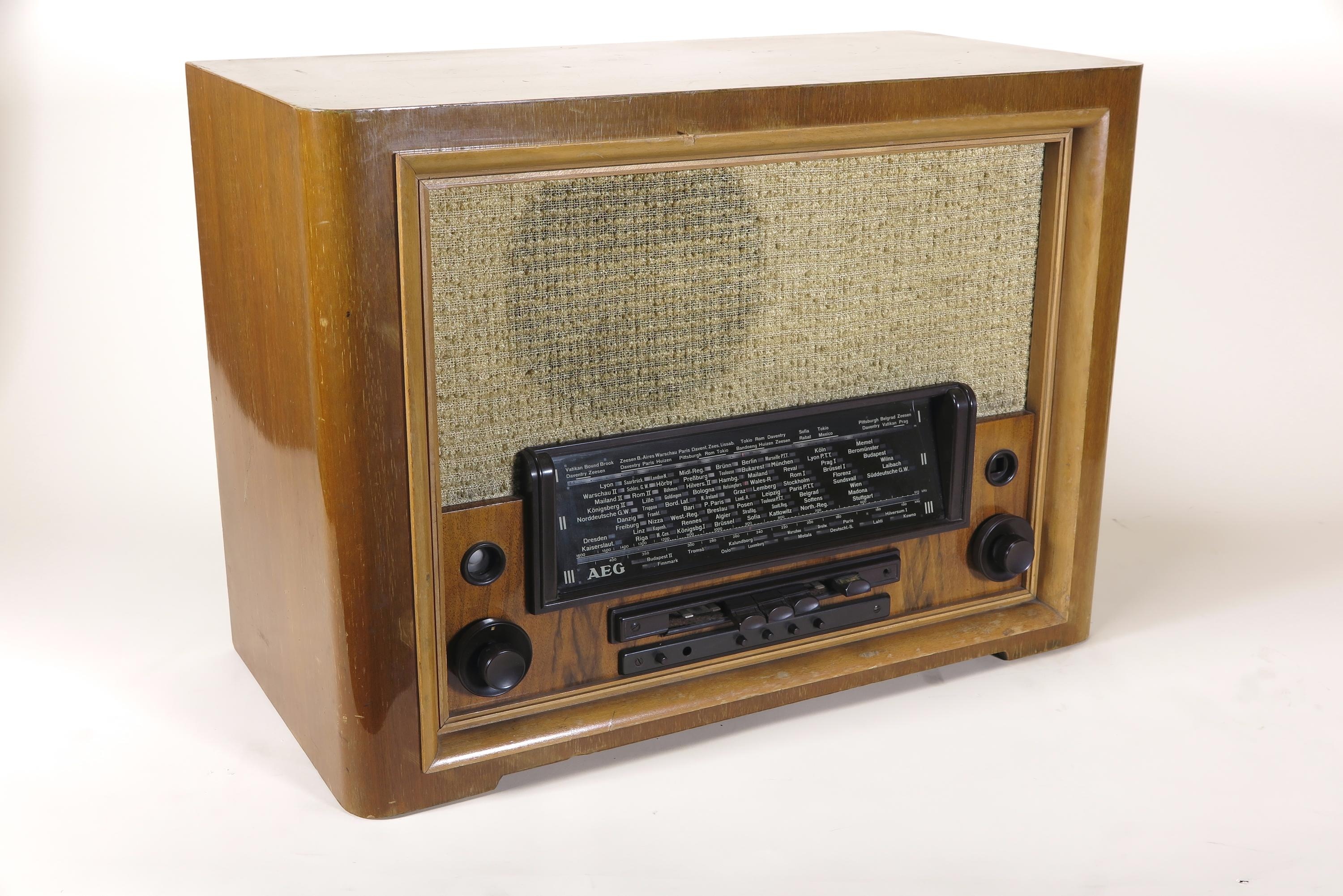Radio AEG-Super 679WK (Deutsches Technikmuseum CC BY)