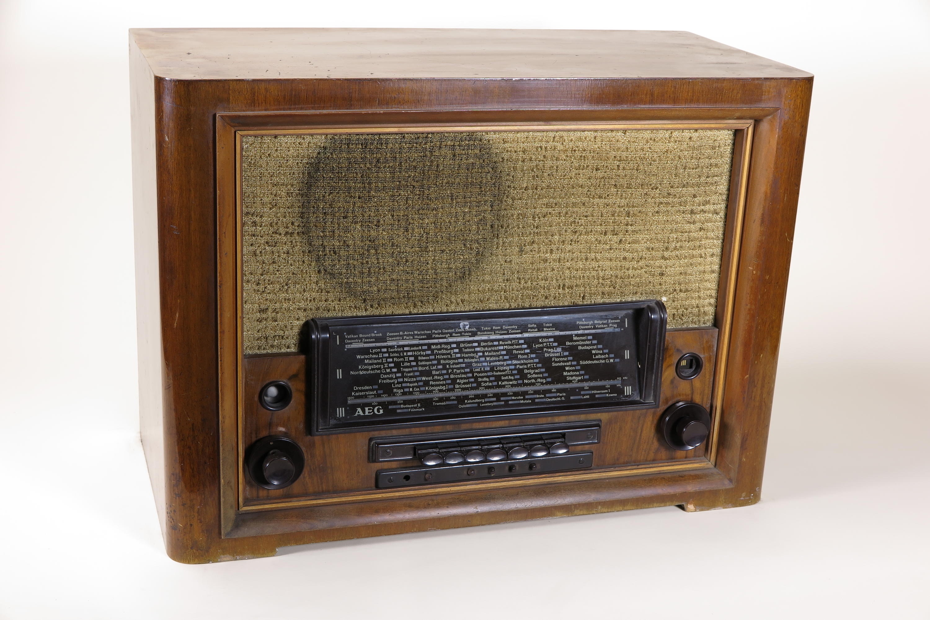 Radio AEG Super 679WK (Deutsches Technikmuseum CC BY)