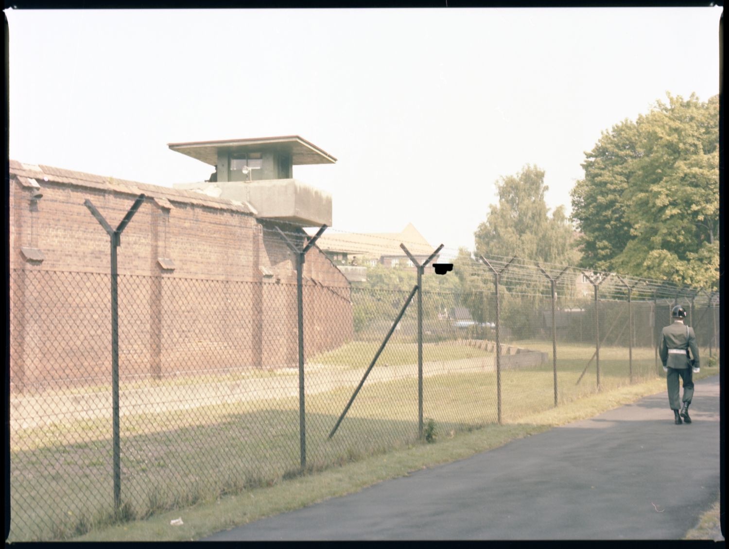 Fotografie: Alliiertes Kriegsverbrechergefängnis Berlin-Spandau (AlliiertenMuseum/U.S. Army Photograph Public Domain Mark)