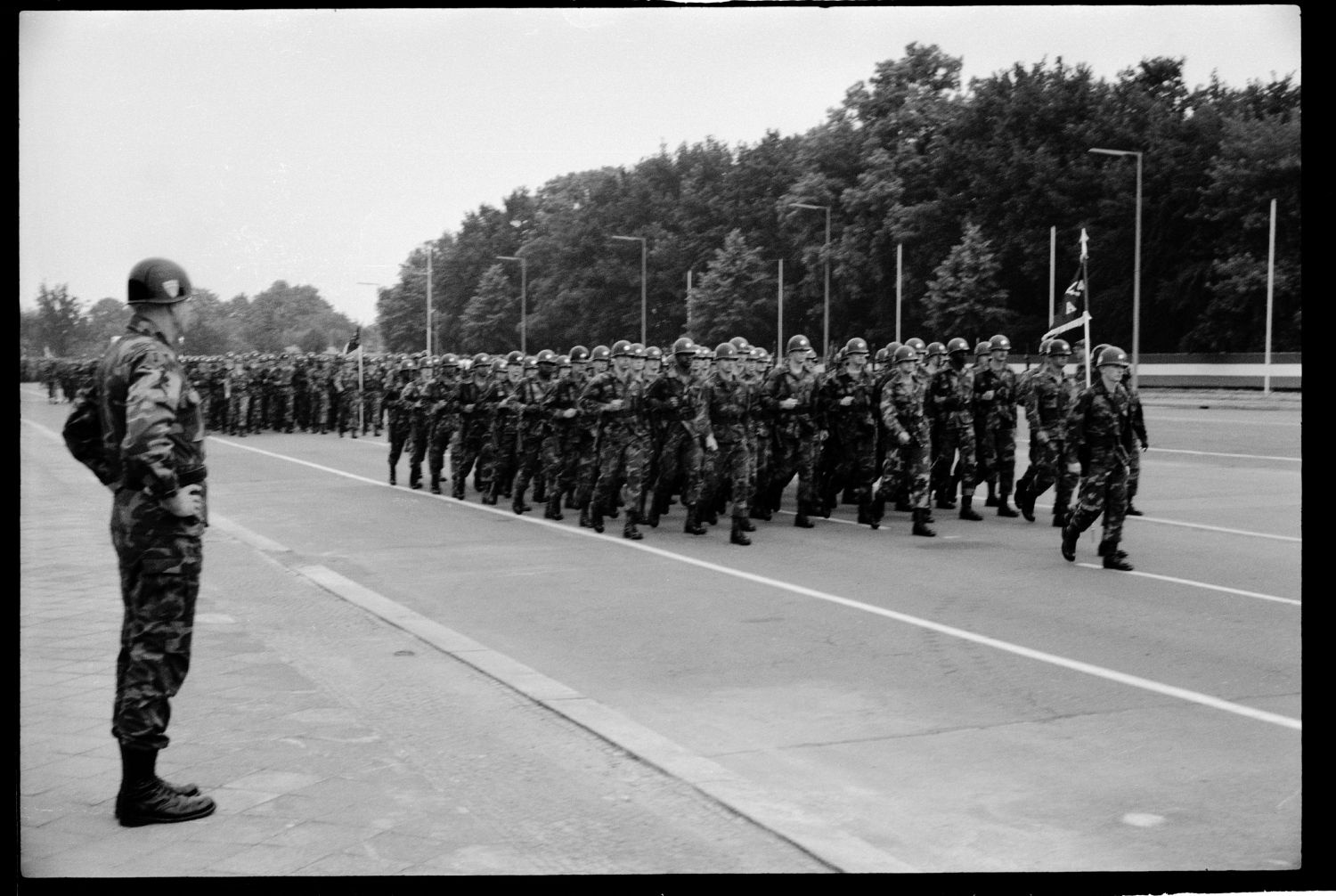 s/w-Fotografie: Recognition Day der U.S. Army Berlin Brigade in Berlin-Lichterfelde (AlliiertenMuseum/U.S. Army Photograph Public Domain Mark)