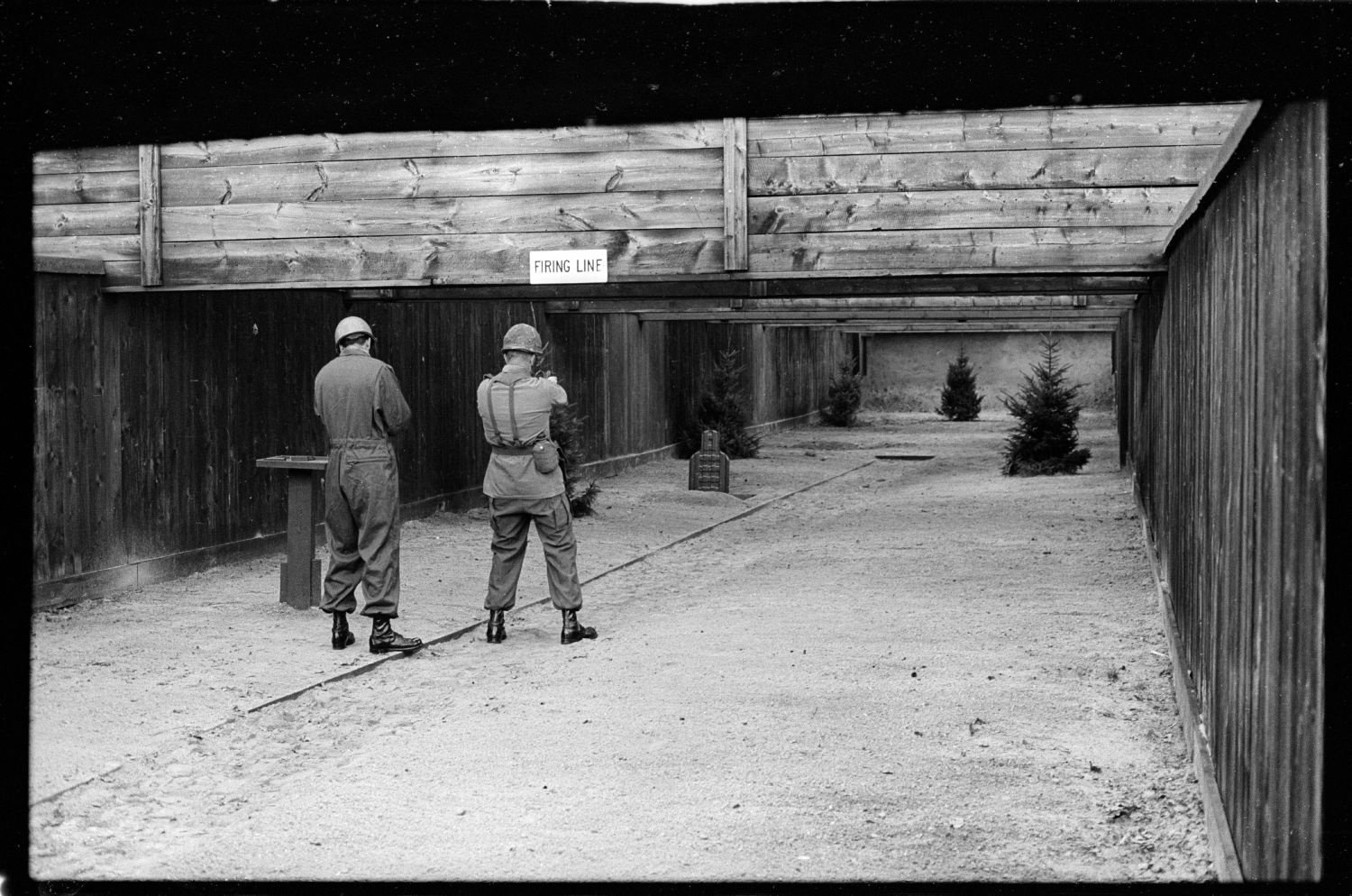 s/w-Fotografie: Schießplatz Rose Range der U.S. Army Berlin Brigade in Berlin-Wannsee (AlliiertenMuseum/U.S. Army Photograph Public Domain Mark)