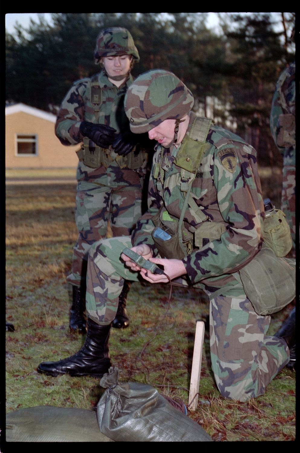 Fotografie: Trainingsübung der U.S. Army Berlin Brigade auf dem Truppenübungsplatz Ehra-Lessien in Niedersachsen (AlliiertenMuseum/U.S. Army Photograph Public Domain Mark)
