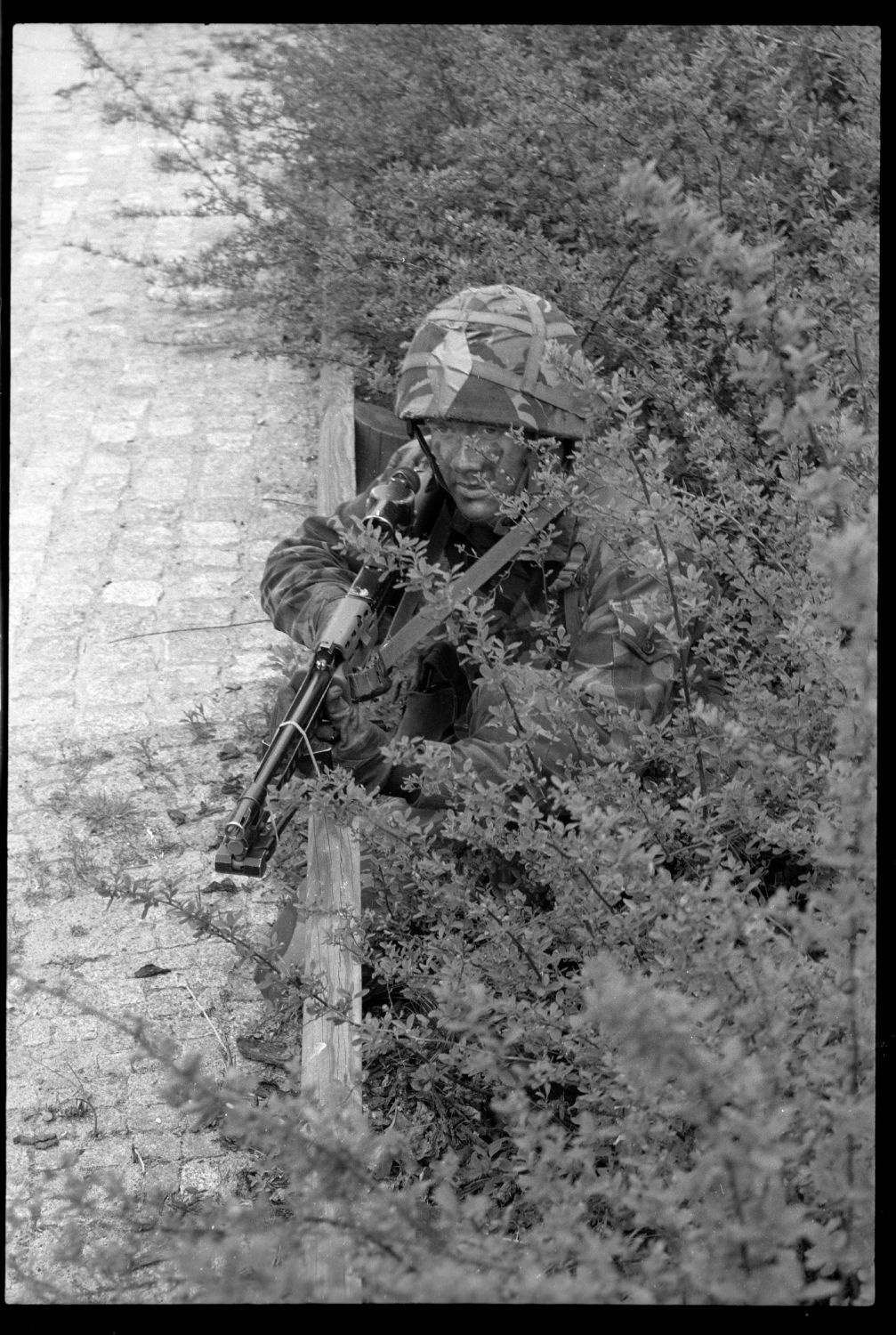 s/w-Fotografie: Interalliierte Geländeübung im Französischen Sektor in West-Berlin (AlliiertenMuseum/U.S. Army Photograph Public Domain Mark)
