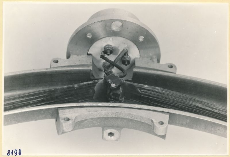 Feldstärkenmesser-Röhren; Foto 1953 (www.industriesalon.de CC BY-SA)
