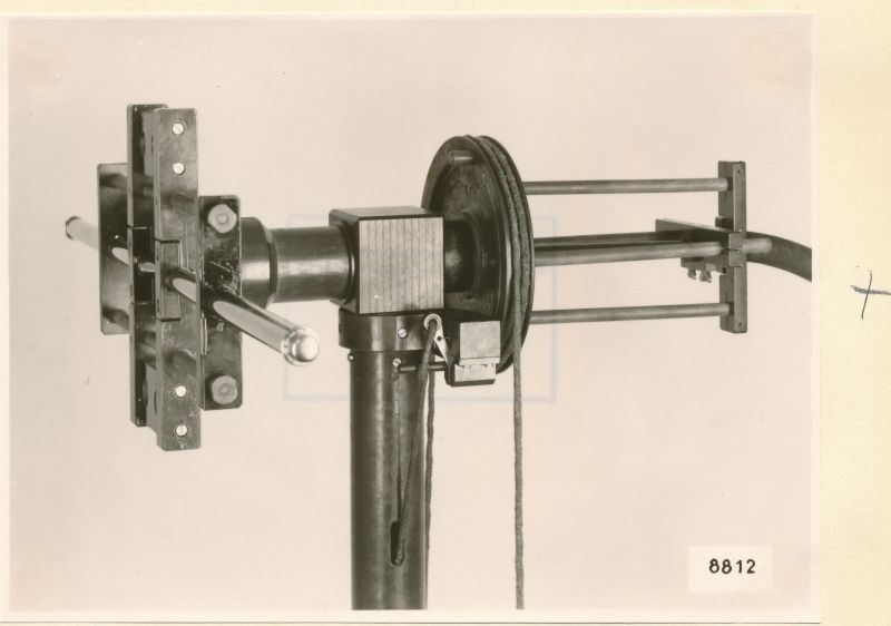 Normalfeld-Generator; Foto 1953 (www.industriesalon.de CC BY-SA)