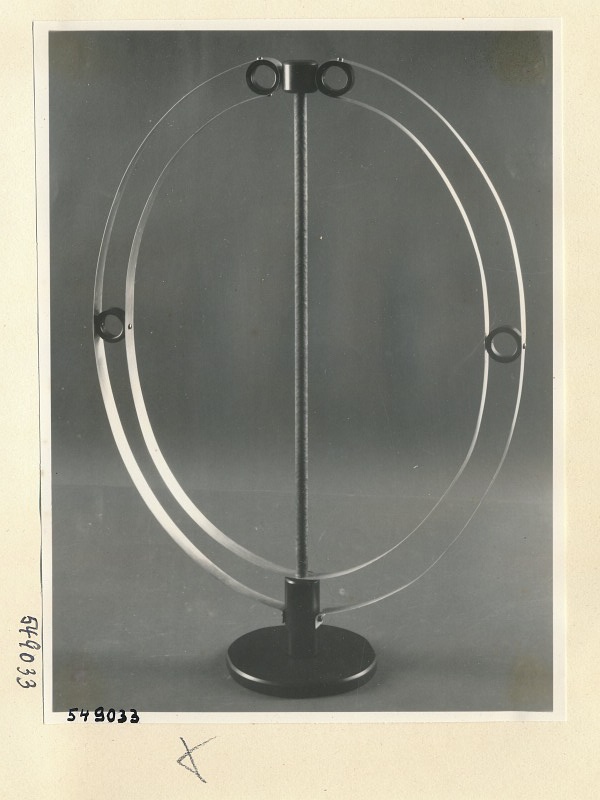 Konsumgut - UKW Zimmerantenne, Frontseite, Foto 1954 (www.industriesalon.de CC BY-SA)