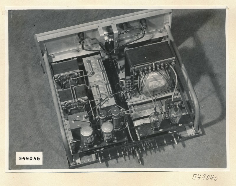 Fernsehsender Bild und Ton, Einschub 2, Rückseite, Foto 1954 (www.industriesalon.de CC BY-SA)