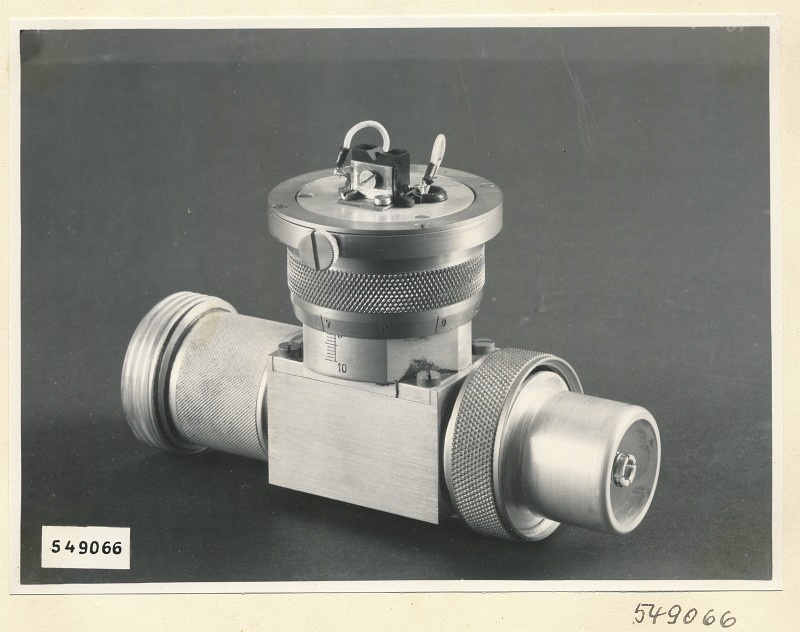 Fernsehsender Bild und Ton, Bauteile 5, Foto 1954 (www.industriesalon.de CC BY-SA)