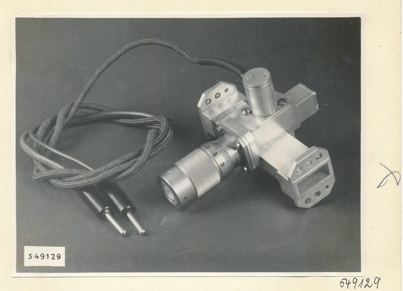 Wellenmesser 2.5-4 cm, Foto 1954 (www.industriesalon.de CC BY-SA)