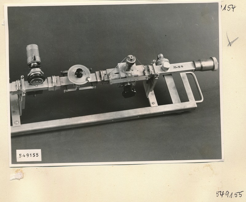 Detektor-Messeinrichtung Typ Nr. 06.89001.1, Brücke, Teilansicht, Foto 1954 (www.industriesalon.de CC BY-SA)