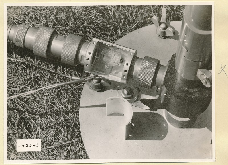 Normalfeld-Generator Typ HF 2849, Zubehör, Foto 1954 (www.industriesalon.de CC BY-SA)