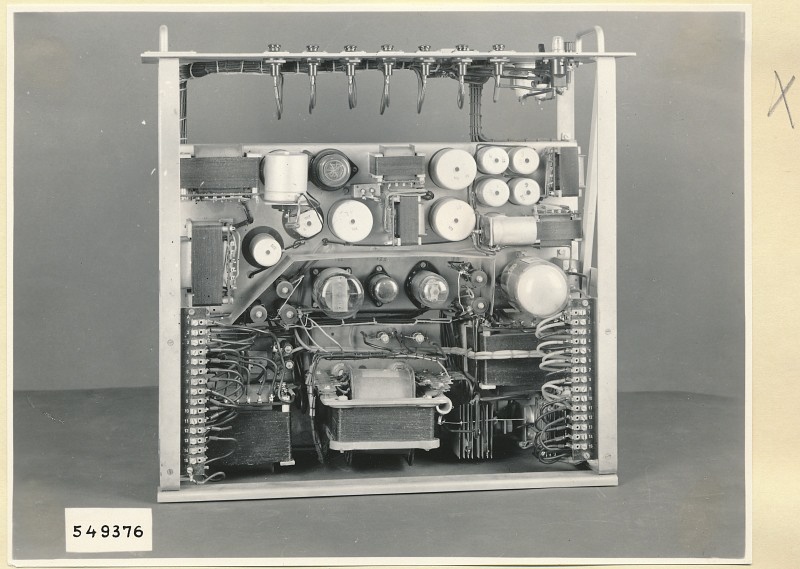 Pegelschreiber, Einschub Typ 06.92029.1,  Netzgerät Rückseite, Foto 1954 (www.industriesalon.de CC BY-SA)