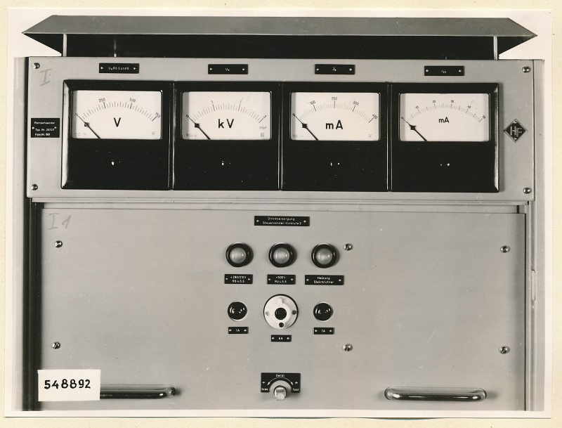 Fernsehsender, Teilansicht Schrank B1 oben geschlossen, Foto 1954 (www.industriesalon.de CC BY-SA)