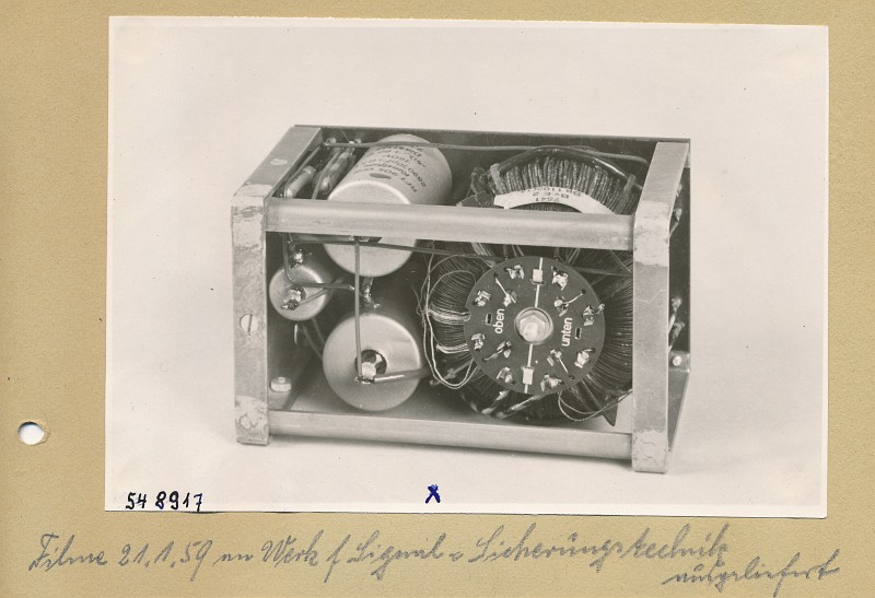 Einlagerungstelegrafie-Gerät, Entzerrer, Rückseite, Foto 1954 (www.industriesalon.de CC BY-SA)