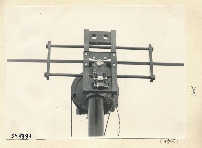 Normalfeld-Generator, Detail, Foto 1954 (www.industriesalon.de CC BY-SA)