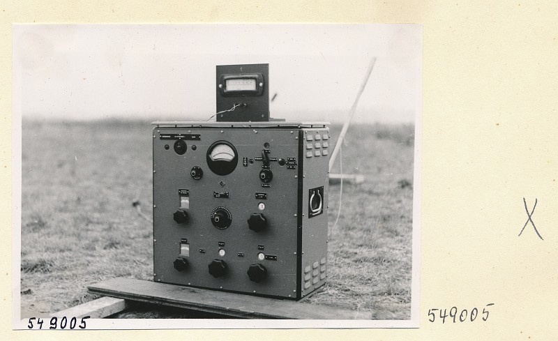 Normalfeld-Generator im Einsatz 15, Foto 1954 (www.industriesalon.de CC BY-SA)